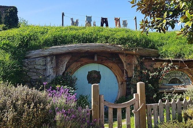 2 Day Hobbiton Movie Set, Waitomo Caves and Rotorua Private Tour From Auckland - Inclusions and Accommodations