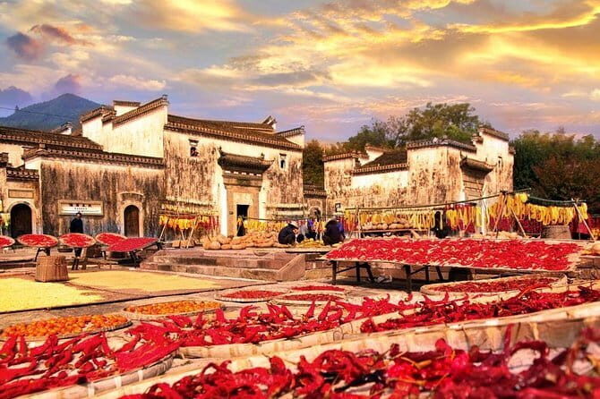 2-Day Huangshan Private Tour: Yellow Mountain and Xidi Ancient Village - Who Is This Tour Best For?