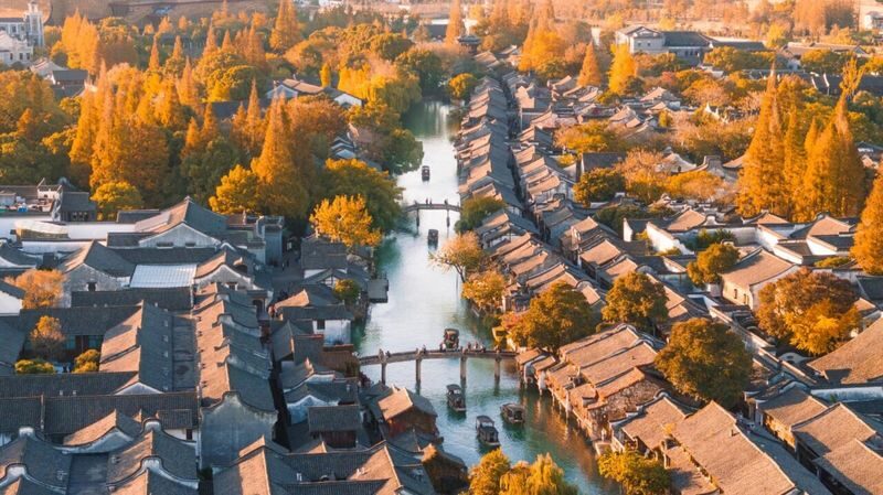 2-Day In-depth Tour of Hangzhou/Suzhou + Wuzhen, Jiangnan - At a glance