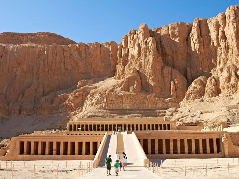2-Day Luxor East and West Bank Private Tour with Transfers - Why two days suit Luxor