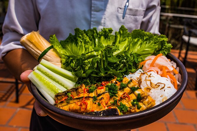 2-Day Luxury Mountain Escape Tour at Topas Ecolodge Limousine - Booking and Pricing Information