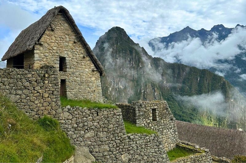 2 Day Machu Picchu Train Tour from Cusco - Scenic Inca Adventure - What the price buys, and what it does not