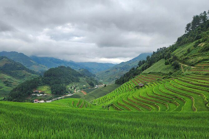 2 Day Mu Cang Chai Motorbike Tour with Homestay Experience - Who Should Consider This Tour?