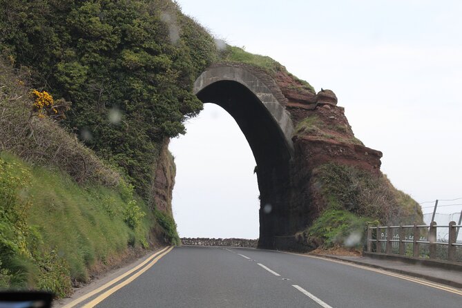 2-Day Northern Ireland Giants Causeway Private Luxury Car Tour - Inclusions
