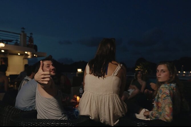 2 Day Oasis Bay Cruise to Halong Bay From Hanoi - Dining and Cuisine Experience