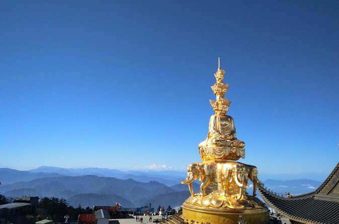 2-Day Panda Base plus Leshan Giant Buddha and Emei Mountain Tour - In-Depth Review of the 2-Day Chengdu Experience