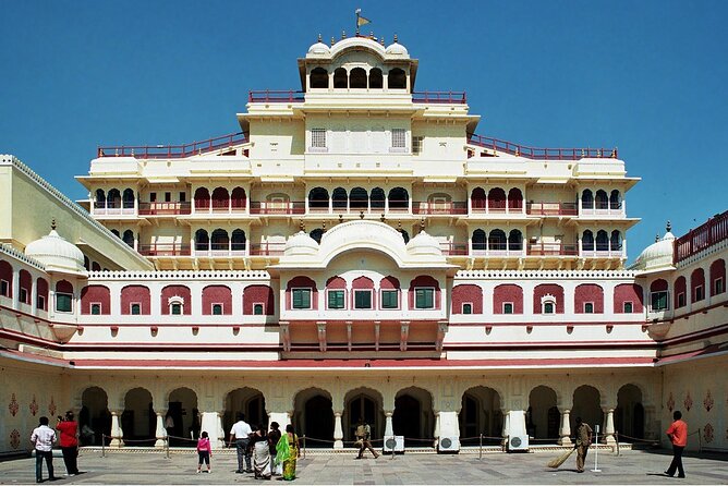 2-Day Private Jaipur City Sightseeing Tour By Car And Guide - Pickup Details