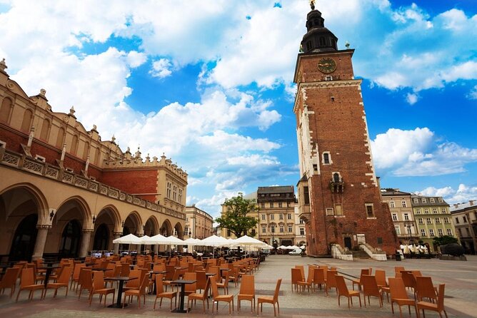 2 Day Private Krakow City Tour Old Town and Jewish Quarter - Gratuities and Optional Tickets