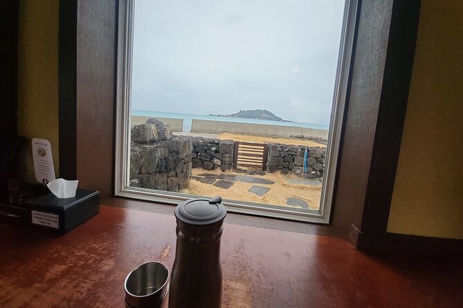 2 Day Private Pictures of Nature Tour in Jeju Island - Tour Highlights