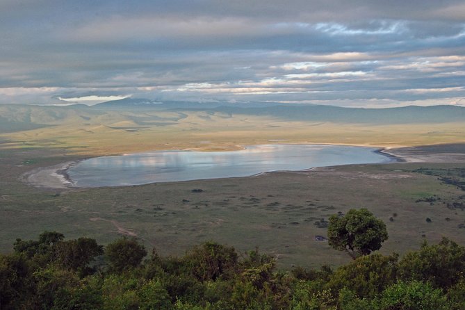 2 Day Private Safari in Ngorongoro Crater and Tarangire National Park - Pricing and Policies