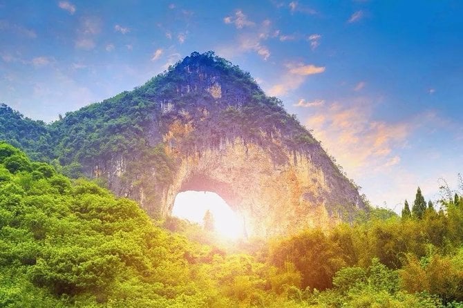 2-Day Private Tour: Guilin City Highlights and Li River Cruise to Yangshuo - Li River Cruise Experience