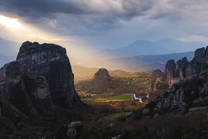 2 Day Private Tour of Meteora & Thermopylae From Athens - Transportation and Logistics