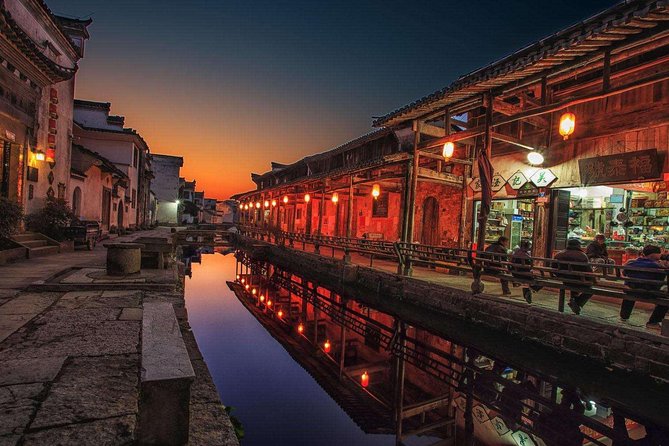 2-Day Private Trip to Huangshan Mountain and Tongmo Ancient Town From Shanghai - Trip Highlights