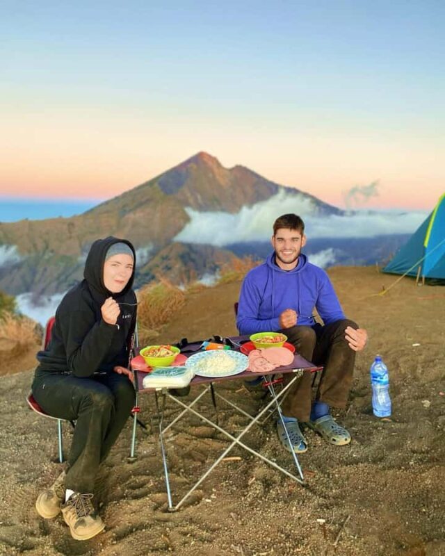 2-Day Rinjani Volcano Trek and Cooking outdoor Experience - The Campsite and Overnight Experience