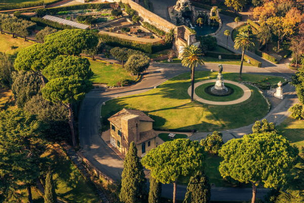 2-Day Rome: Colosseum & Vatican Tour Mid-Week - Dress Code Guidelines