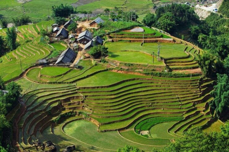 2-Day Sapa Tour - Overnight in Ta Van Village (All in One) - Itinerary Details