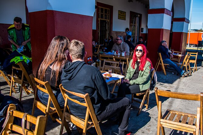 2-Day Seville Tour From Granada With Royal Alcazar Palace, Seville Cathedral and Flamenco Show - Exploring the Seville Cathedral