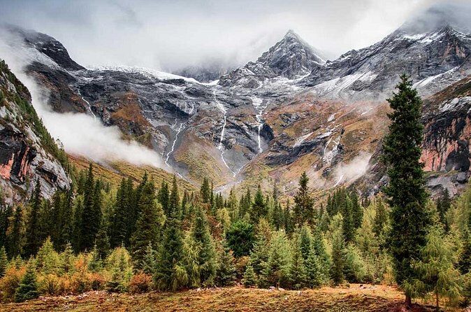 2 Day Siguniang Mountain and Bipenggou All Inclusive - The Guide Experience