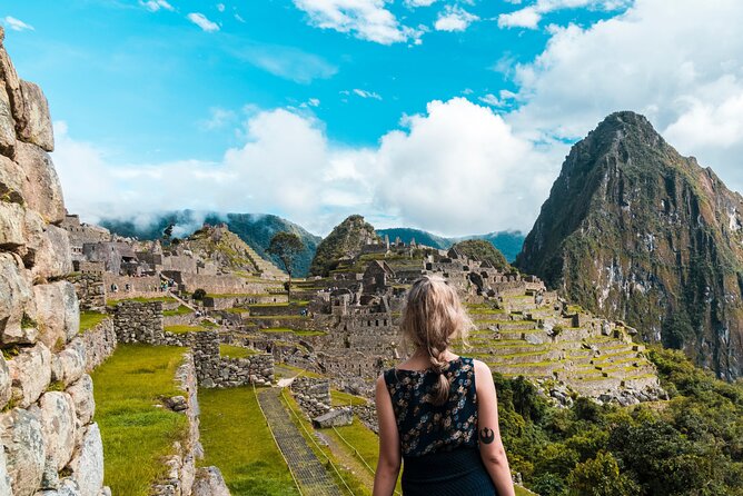 2-Day Small-Group Hike of Inca Trail With Pick up - Highlights and Attractions Along the Inca Trail