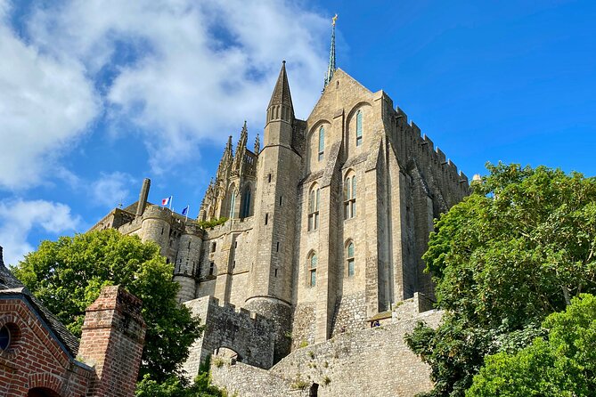 2-day Small-group Normandy D-Day M.St-Michel 3 Loire Castles Trip - Common Questions