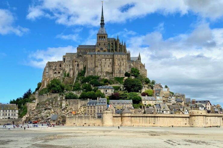 2-day Small-group Normandy D-Day Mont Saint-Michel 3 Castles - Sightseeing Highlights