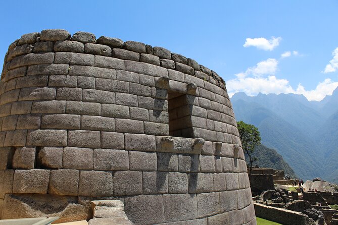 2-Day Tour at Sacred Valley and Machu Picchu by Train - Selecting Date and Travelers