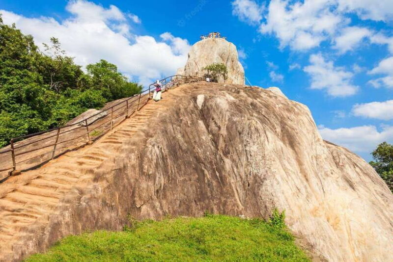 2 Day tour from Kandy: Sigiriya Polannaruwa and Anuradhapura - Who Will Love This Tour?