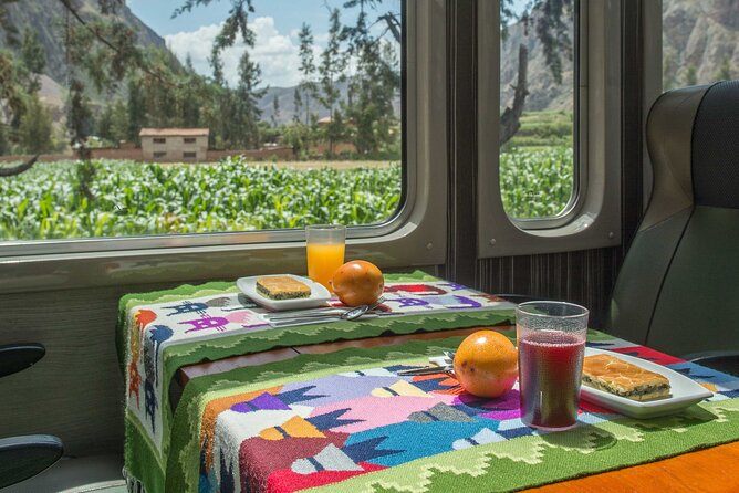 2-Day Tour: Sacred Valley and Machu Picchu Luxury Service - Itinerary for the 2-Day Tour
