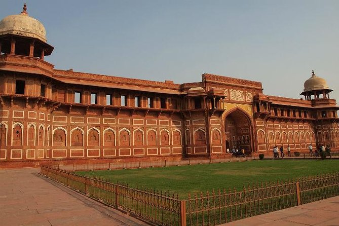 2-Day Tour to Taj Mahal and Agra From Bangalore With Both Side Commercial Flight - Itinerary Highlights