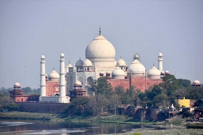 2-Day Tour to the Taj Mahal and Agra From Pune With Both Side Commercial Flights - Meeting and Pickup Information