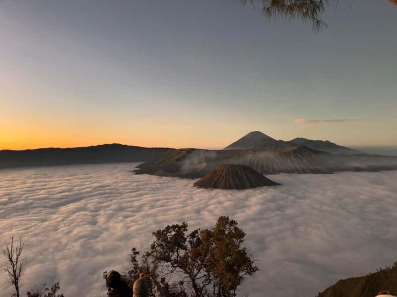 2-Day Tumpak Sewu & Bromo Sunrise Tour - Exploring Tumpak Sewu Waterfall