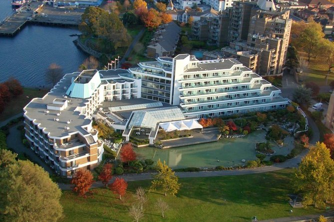 2-Day Victoria & Butchart Gardens Tour With Overnight at the Inn at Laurel Point - Customer Feedback