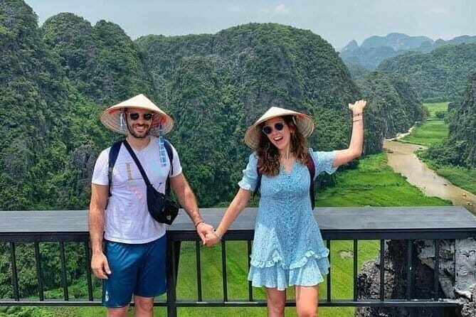 2-Day Visit All Ninh Binh Attractions from Hanoi by local experts - What Sets This Tour Apart?