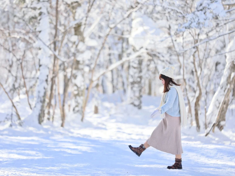 2-Day Yabuli Snow Town Tour | Round Trip from Harbin - Group size changes what you get