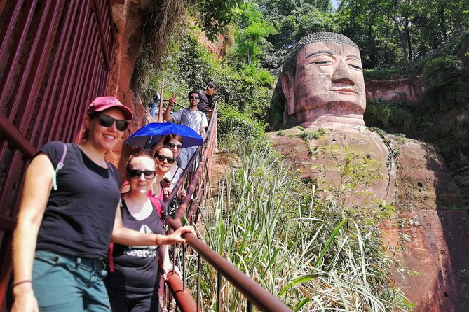 2-Day Zen Experience of Leshan & Mt Emei: Giant Buddha, Kungfu and Temple Stay - Transportation Logistics