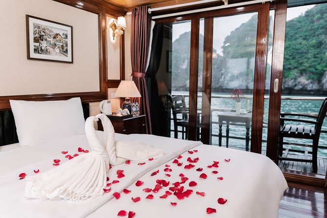 2 Days 1 Night on Boutique Cruise in La Ha Bay - Stunning Bay Views