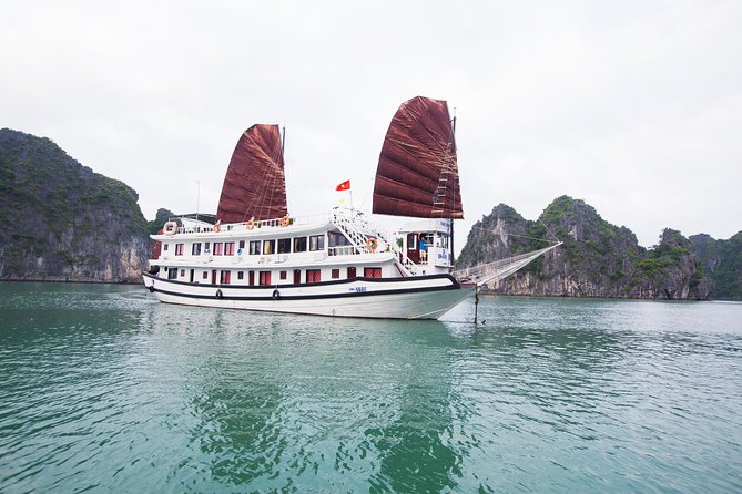 2 Days 1 Night on Swan Cruises Visiting Bai Tu Long Bay Thien Canh Son Cave - Itinerary Highlights: Discovering the Beauty of Bai Tu Long Bay