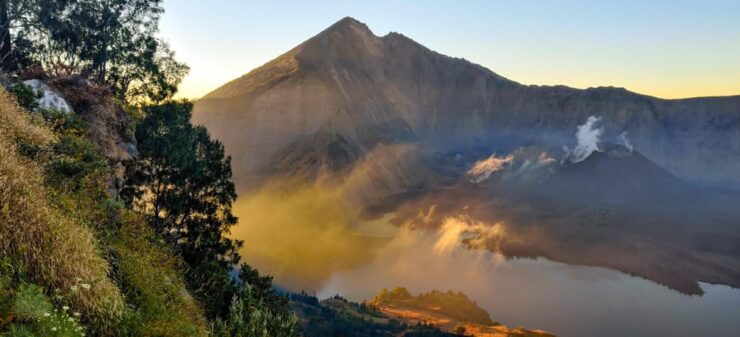 2 Days 1 Night to Crater Rim Senaru - Detailed Itinerary