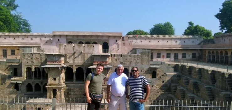 2 Days Agra Tour With Fatehpur Sikri & Abhaneri From Jaipur - Good To Know