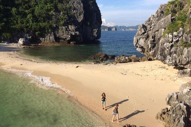 2 Days and 1 Night in Lan Ha Ha Long Dau Be Island From Cat Ba - Inclusions and Amenities