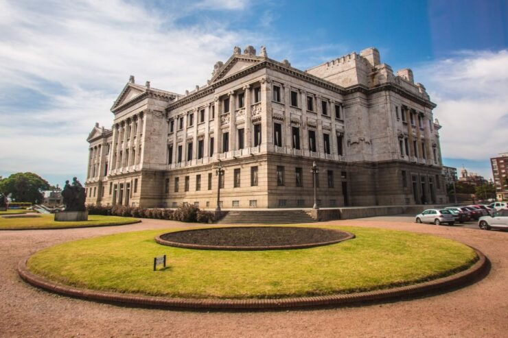 2-Days and 1 Night Montevideo - Itinerary Overview
