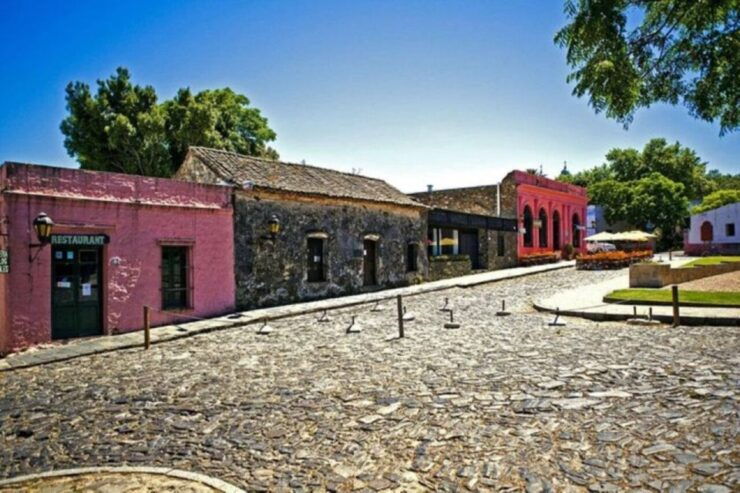 2-Days and 1 Night Visiting Colonia and Montevideo - Experience Highlights and Itinerary