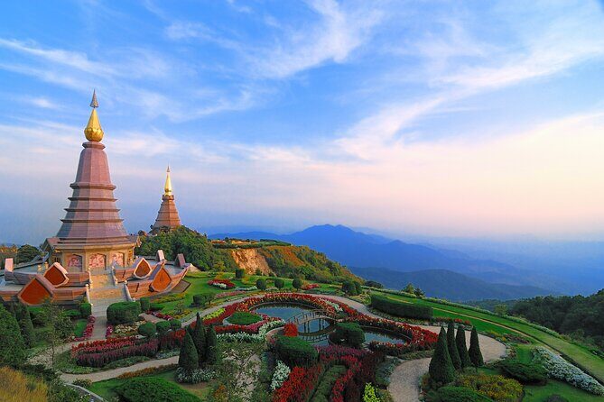 2 Days Baan Pa Pong Piang and Doi Inthanon National Park Tour - Exploring the Itinerary in Detail