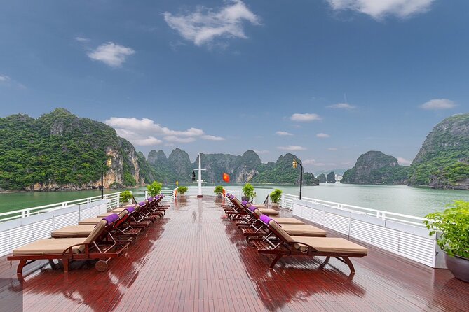 2 Days Bai Tu Long in Super Luxury Cruise Ha Long Bay - Stunning Scenic Views