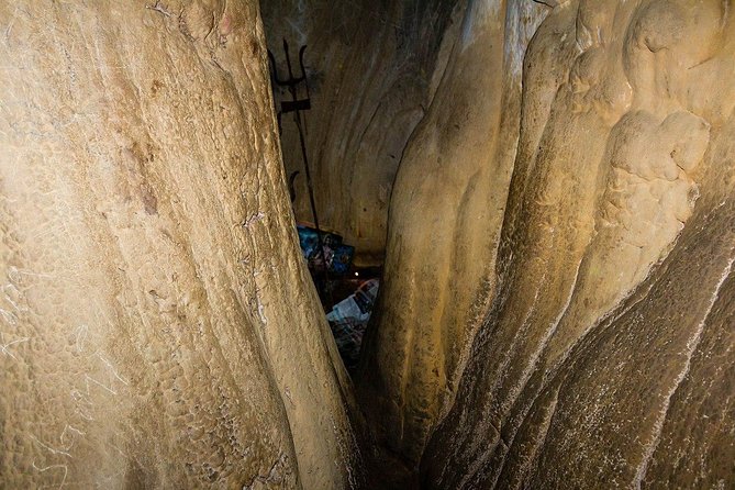 2 Days Bandipur Siddha Gufa Caving - Day 1: Exploring Bandipur Village