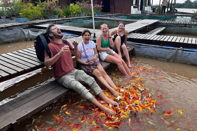 2 Days Combo Floating Market, Lady Mountain, Cao Dai and Tunnels - Exploring the 2-Day Itinerary