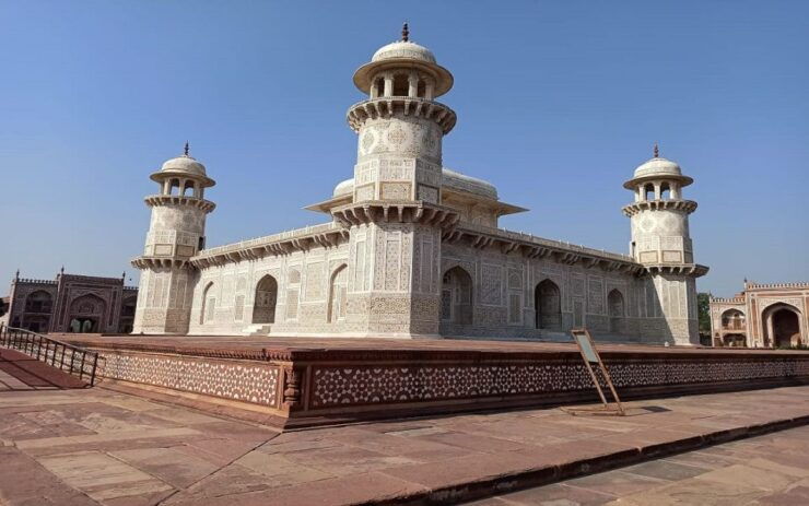 2 Days Delhi and Agra Tour by Car With an Approved Guide - Tour Details