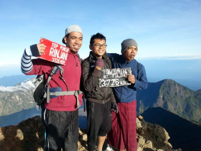 2 Days Hike to Mount Rinjani Summit 3.726 M. - Health and Safety Considerations
