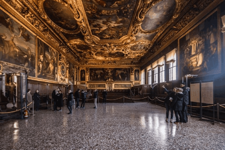 2 Days in Venice: Basilica, Doge, Murano & Burano + Gondola - FAQ