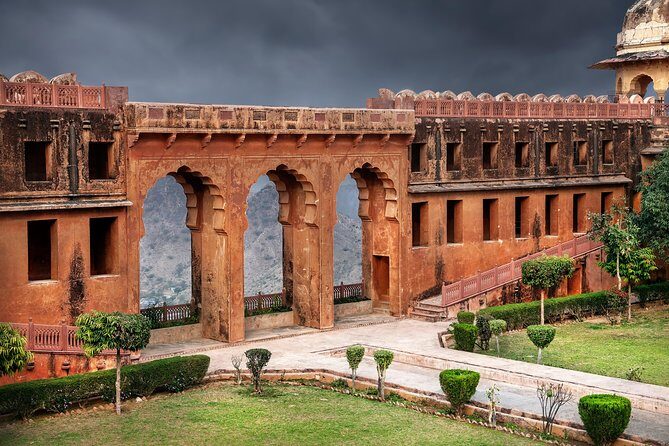 2 Days Jaipur City Tour from Agra - FAQ